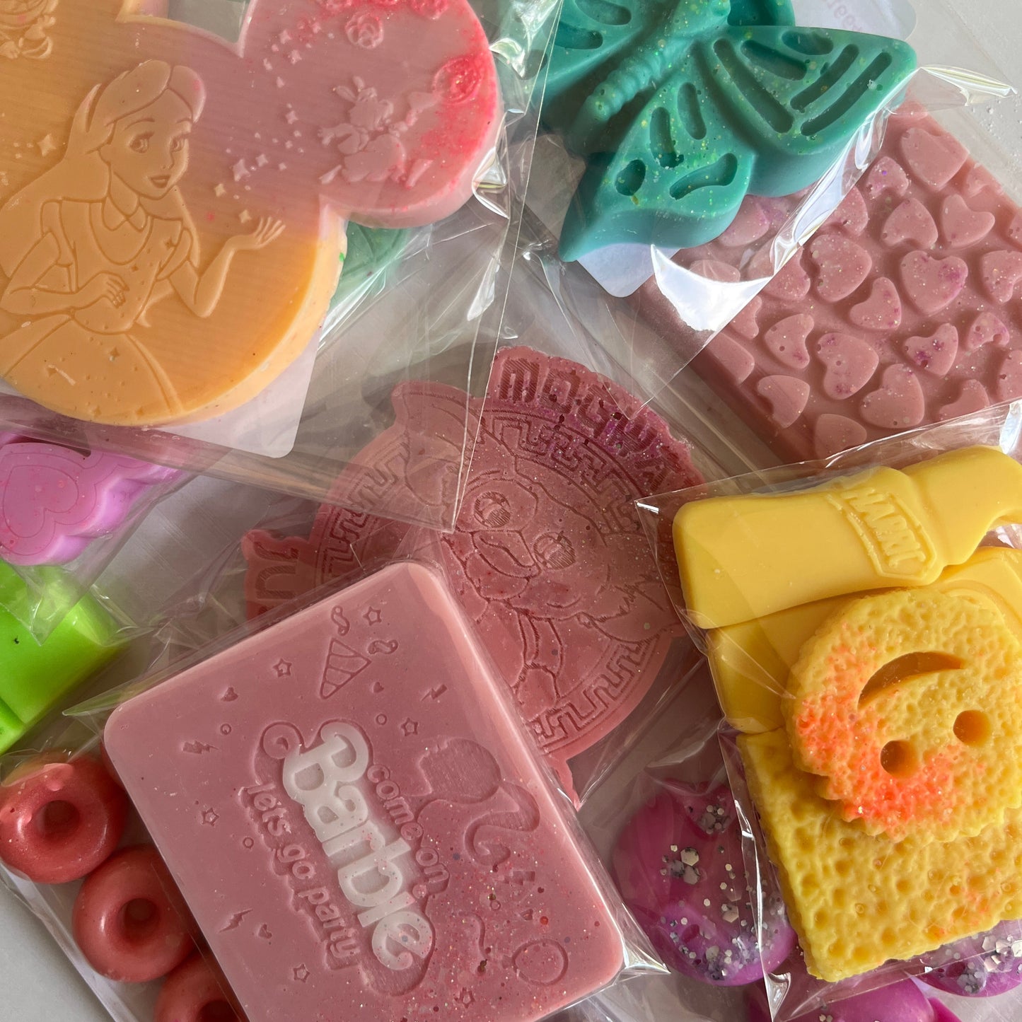 15 shapes wax box