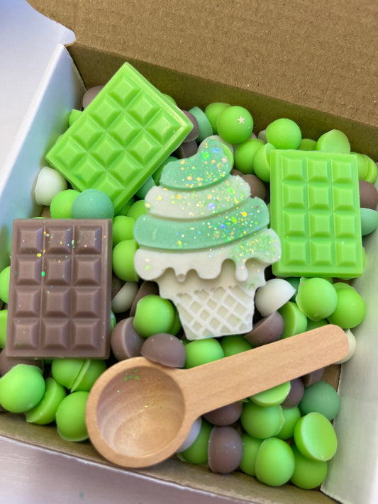 100g scoopies- ice cream&chocolate