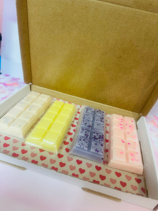 4 Highy scented snap bars